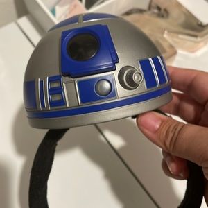 R2-D2 ears